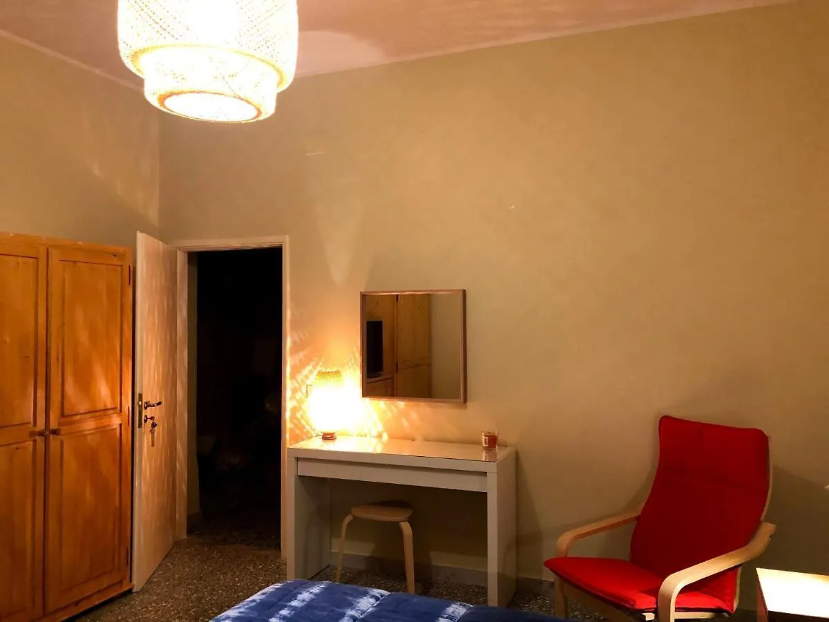 Dany'S Home Livorno 0*,  Italia
